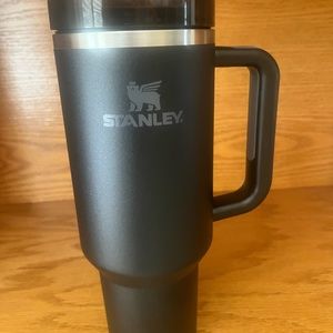 Stanley quencher 40 oz. Black